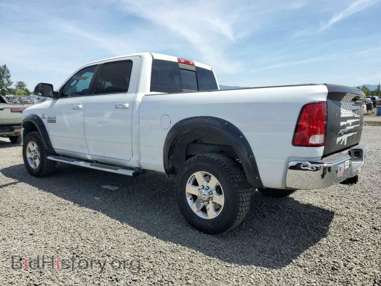 2015 RAM All Models - VIN: 3C6UR5DL9FG502378 - Фото 2