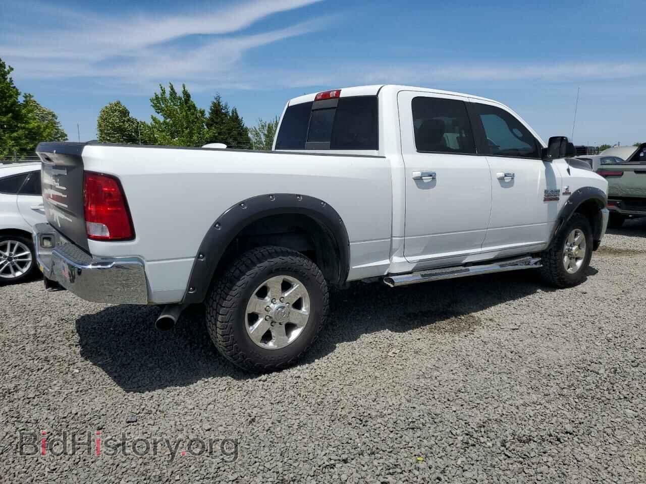 2015 RAM All Models - VIN: 3C6UR5DL9FG502378 - Фото 3