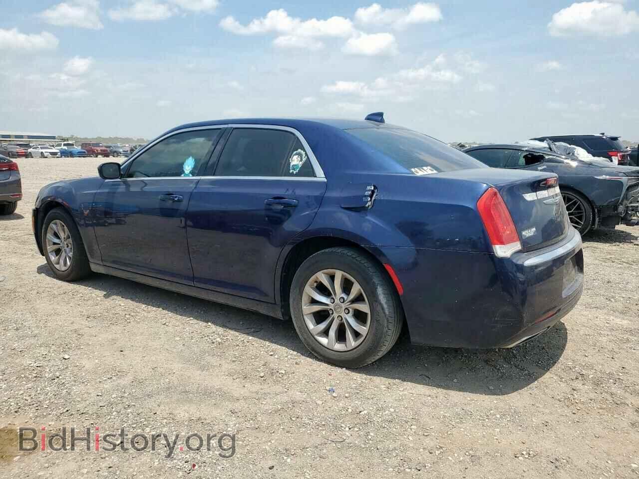 2015 CHRYSLER 300 - VIN: 2C3CCAAG2FH828842 - Фото 2