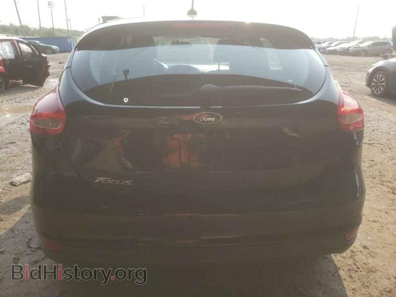 2017 Ford FOCUS (VIN 1FADP3K23HL229205) — photo 6 of 12