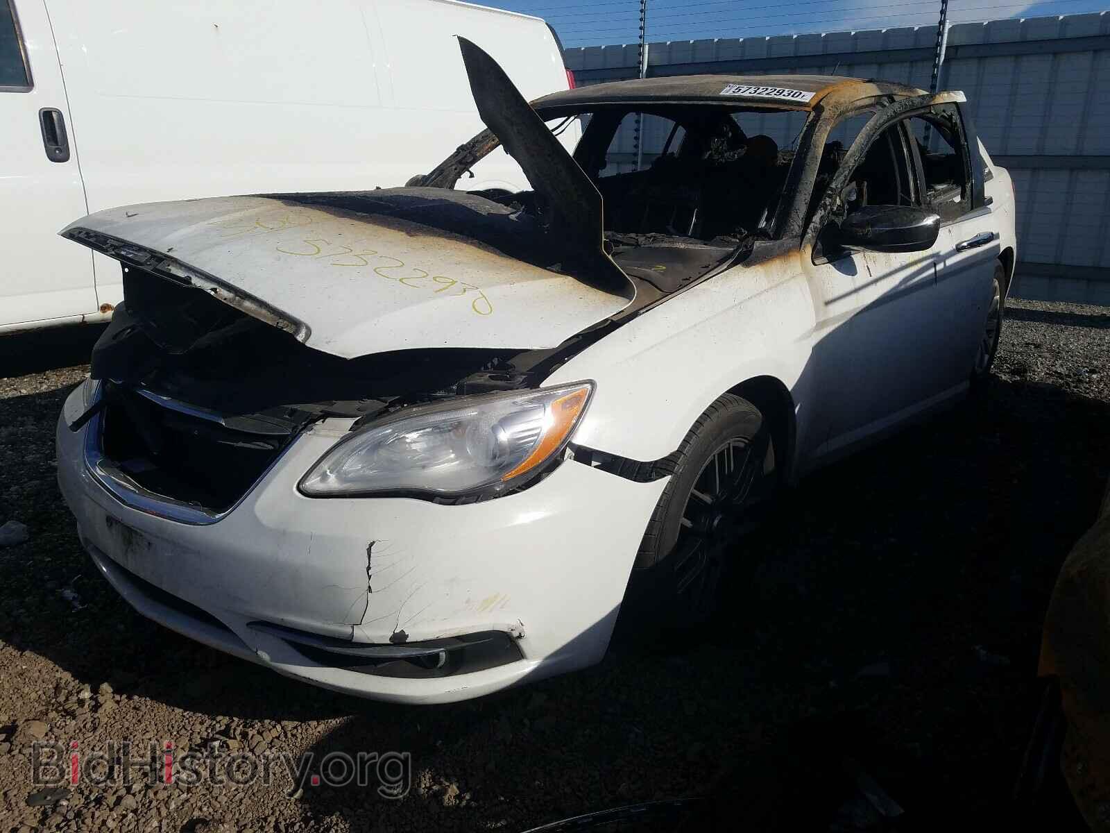 2013 CHRYSLER 200 - VIN: 1C3CCBCG6DN751948 - Photo 2