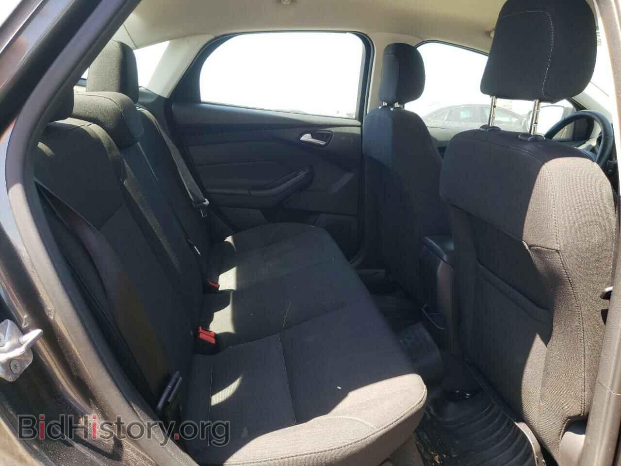 2018 FORD FOCUS - VIN: 1FADP3FE5JL310636 - Photo 6
