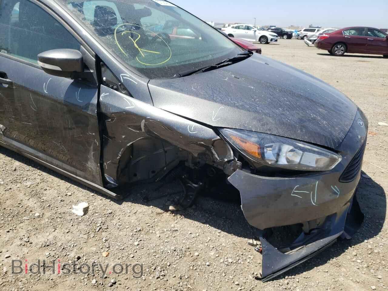 2018 FORD FOCUS - VIN: 1FADP3FE5JL310636 - Photo 9