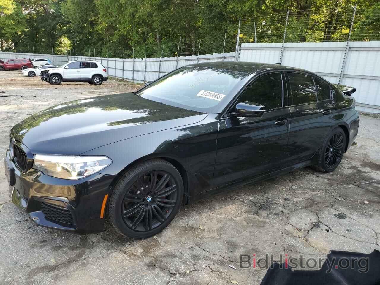 Photo WBAJE7C58KWW39925 - BMW 5 SERIES 2019