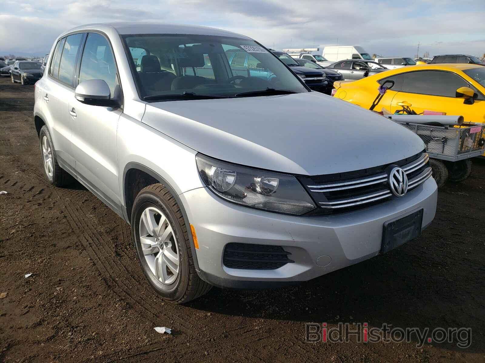 Photo WVGBV7AX6CW583508 - VOLKSWAGEN TIGUAN 2012