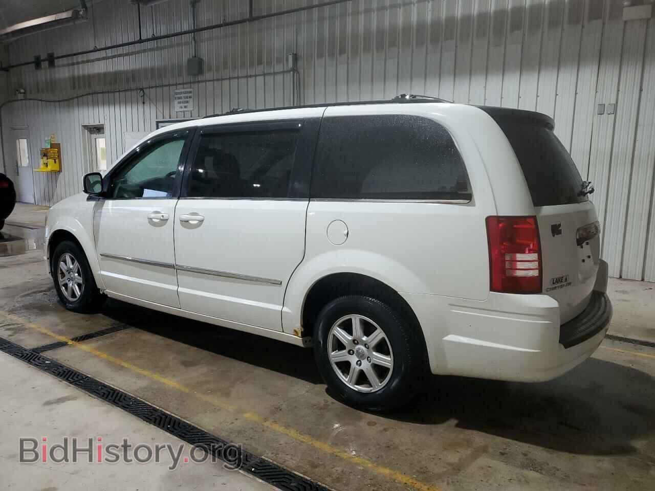2010 CHRYSLER MINIVAN - VIN: 2A4RR5D1XAR133606 - Фото 2