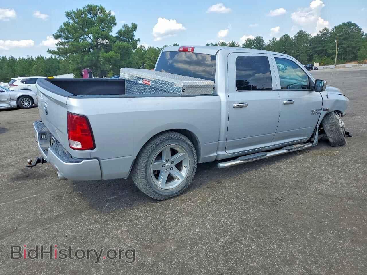 2018 RAM 1500 - VIN: 3C6RR6KT6JG143322 - Фото 3