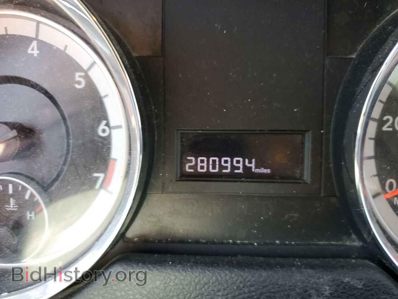 2011 DODGE CARAVAN - VIN: 2D4RN4DG7BR647689 - Photo 9