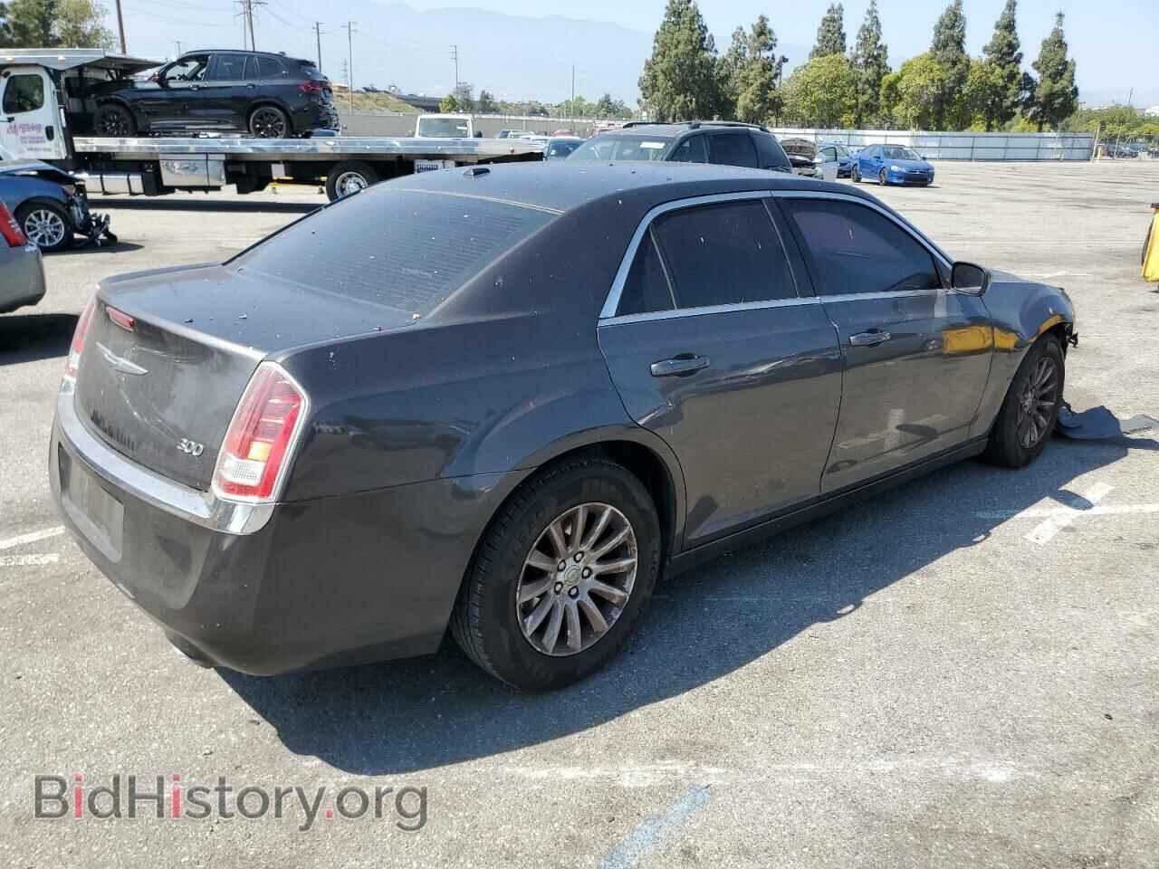 2013 CHRYSLER 300 - VIN: 2C3CCAAG8DH569190 - Фото 3