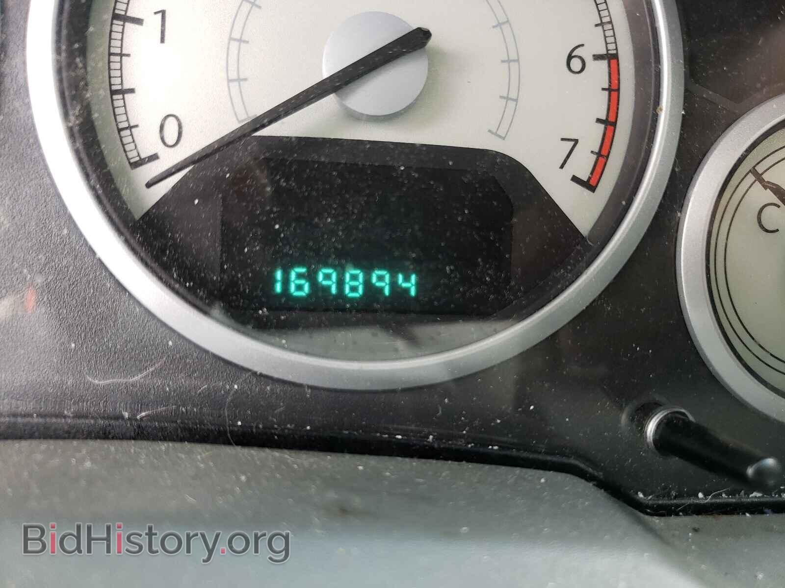 2008 CHRYSLER MINIVAN - VIN: 2A8HR54P28R637477 - Фото 8