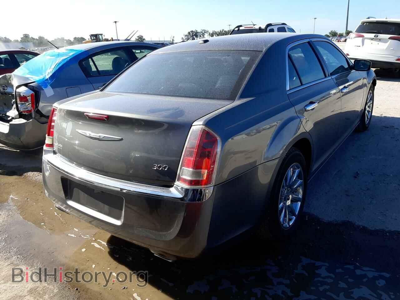 2012 CHRYSLER 300 - VIN: 2C3CCACG2CH310898 - Фото 4