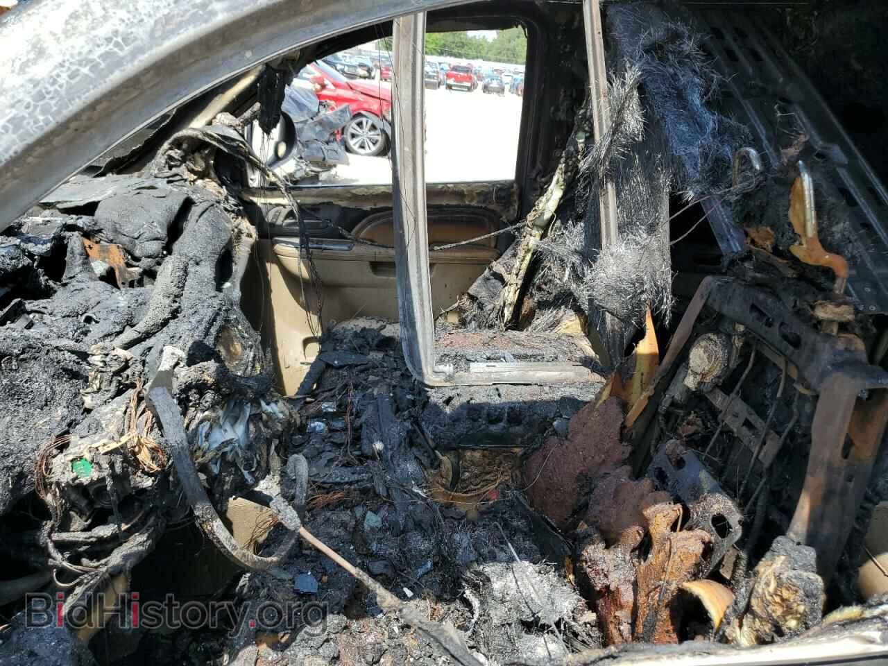 2011 GMC YUKON - VIN: 1GKS1EEF9BR250064 - Фото 7