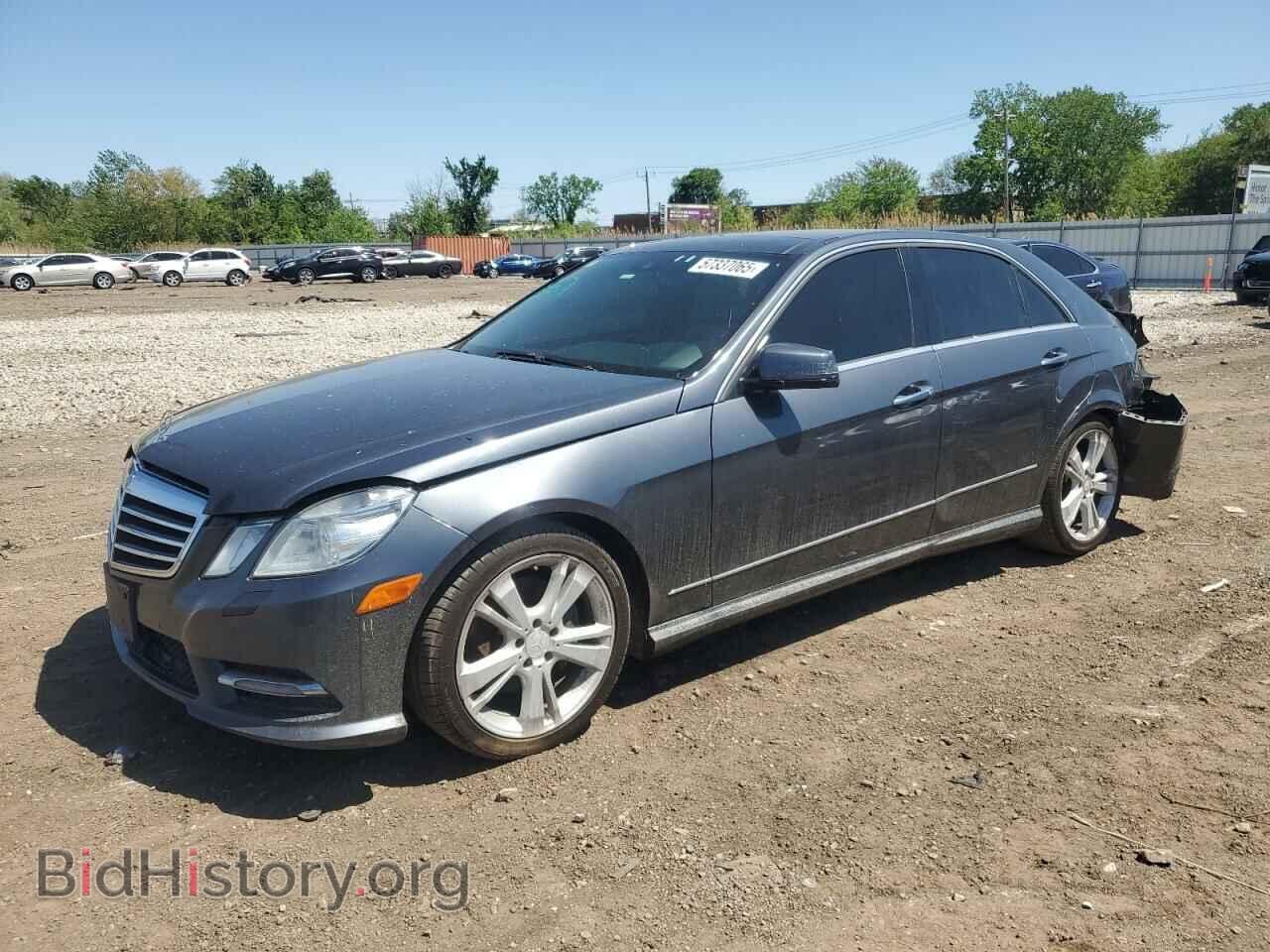 Photo WDDHF8JB1DA680240 - MERCEDES-BENZ E-CLASS 2013