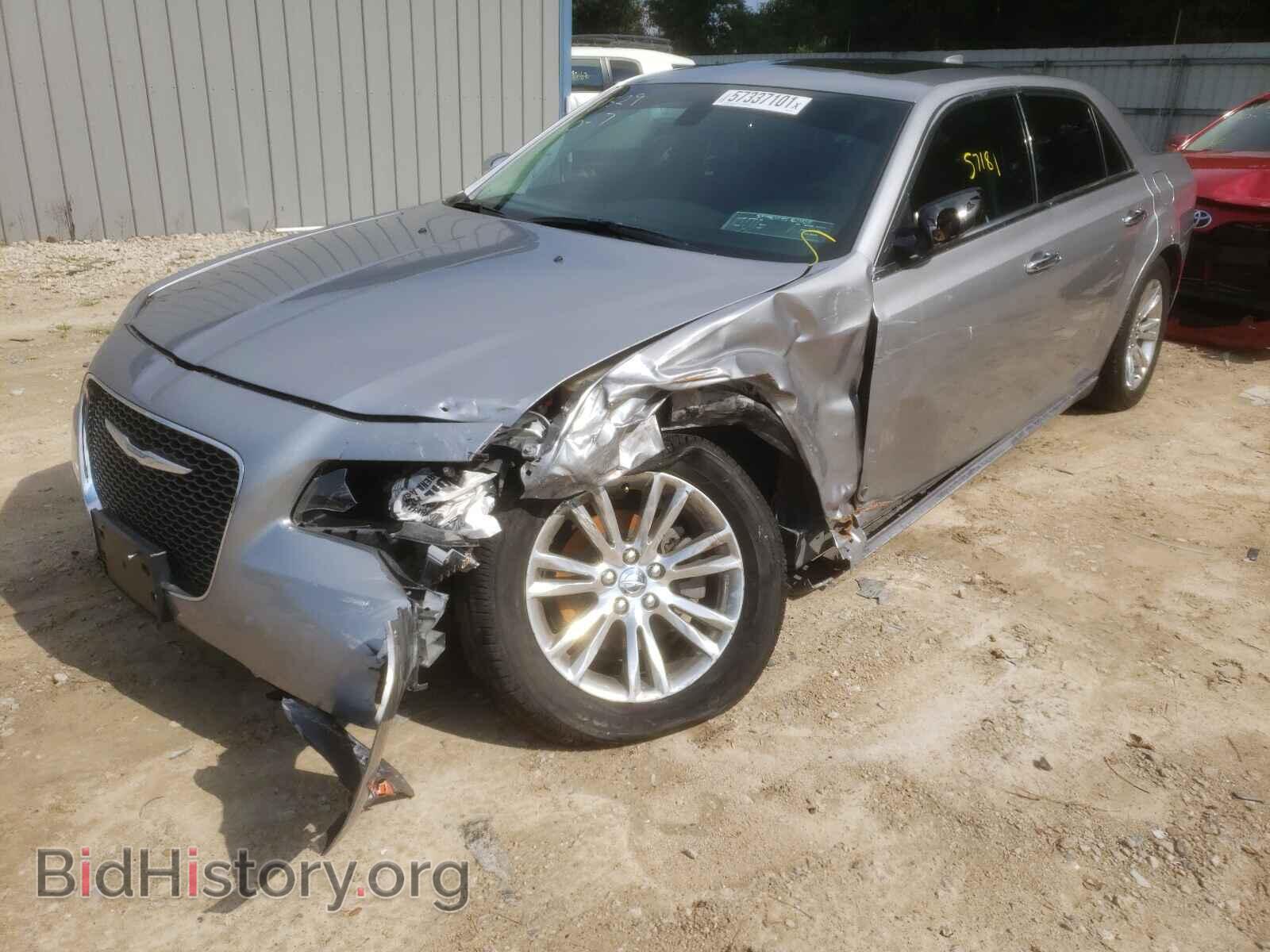2017 CHRYSLER 300 - VIN: 2C3CCAEG1HH570746 - Фото 2
