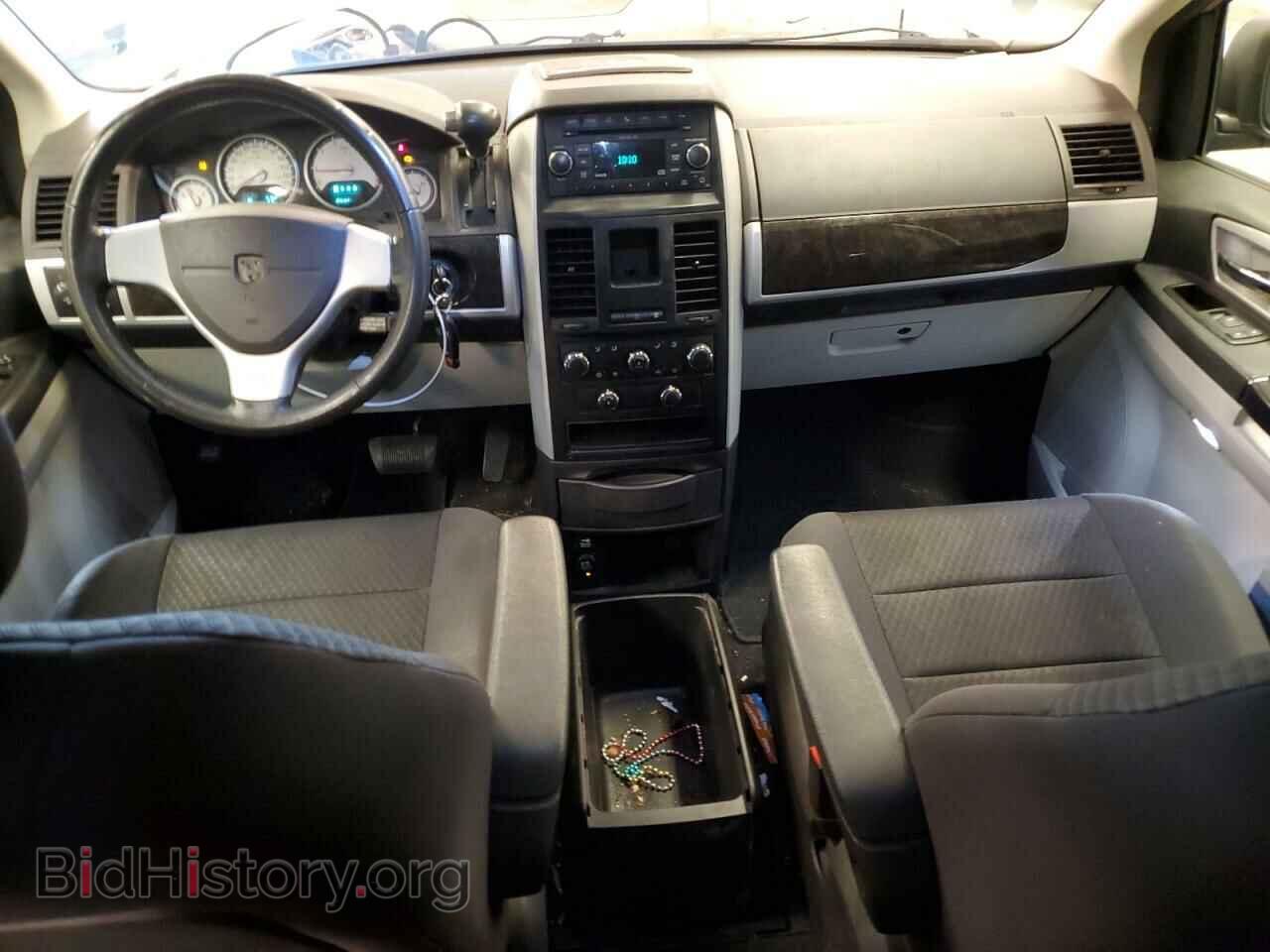2010 DODGE CARAVAN - VIN: 2D4RN5D17AR497325 - Фото 8