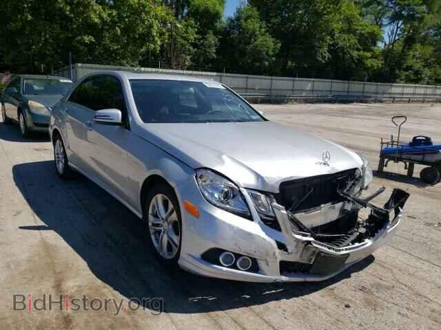 Photo WDDHF8HB9AA221023 - MERCEDES-BENZ E-CLASS 2010