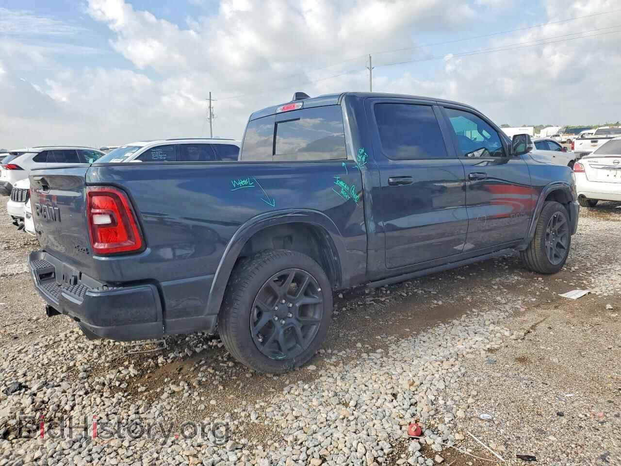 2025 RAM 1500 - VIN: 1C6SRFJP0SN762092 - Photo 3
