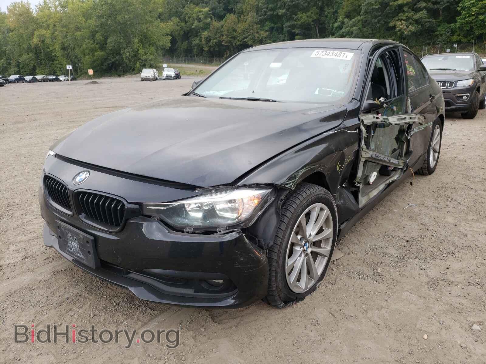 2017 BMW 3 SERIES - VIN: WBA8A3C35HK692924 - Фото 2