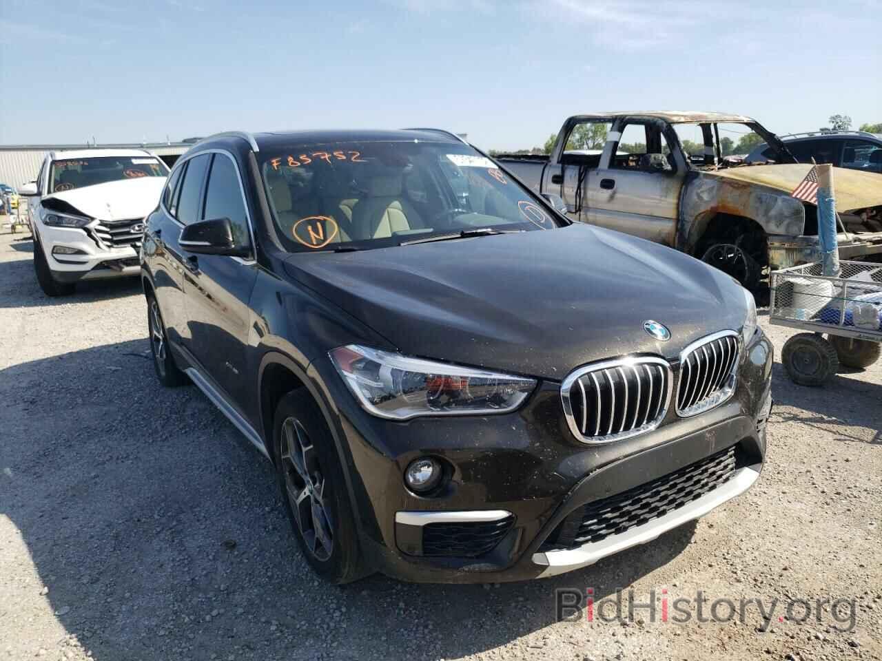 Фотография WBXHT3C32H5F85752 - BMW X1 2017