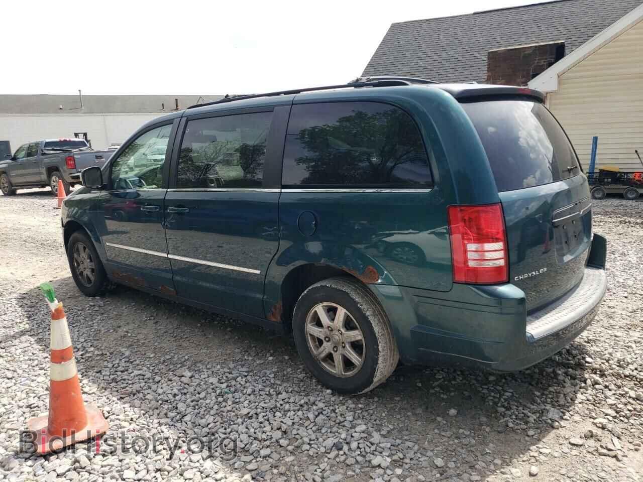 2009 CHRYSLER MINIVAN - VIN: 2A8HR54129R590822 - Фото 2
