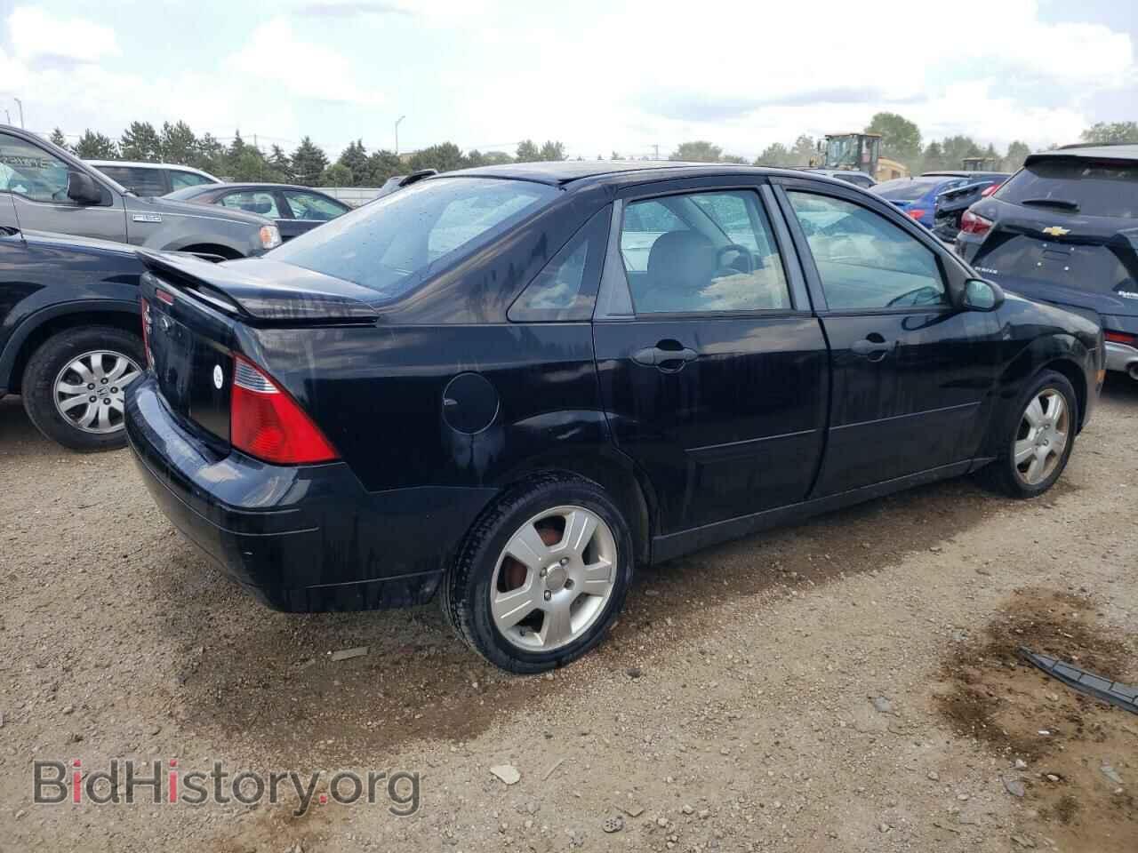 2007 FORD FOCUS - VIN: 1FAHP34N27W261925 - Фото 3