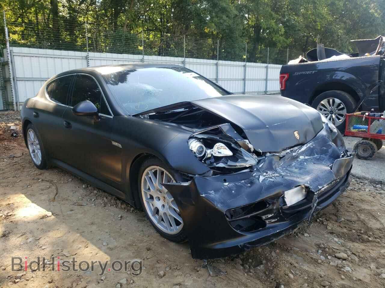 Photo WP0AB2A74BL060239 - PORSCHE PANAMERA 2011