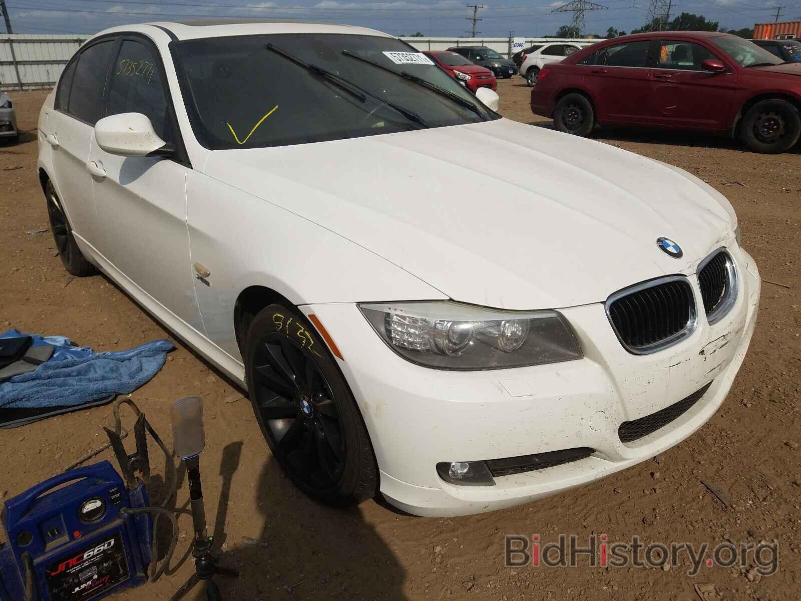 Photo WBAPK7C50BF223807 - BMW 3 SERIES 2011