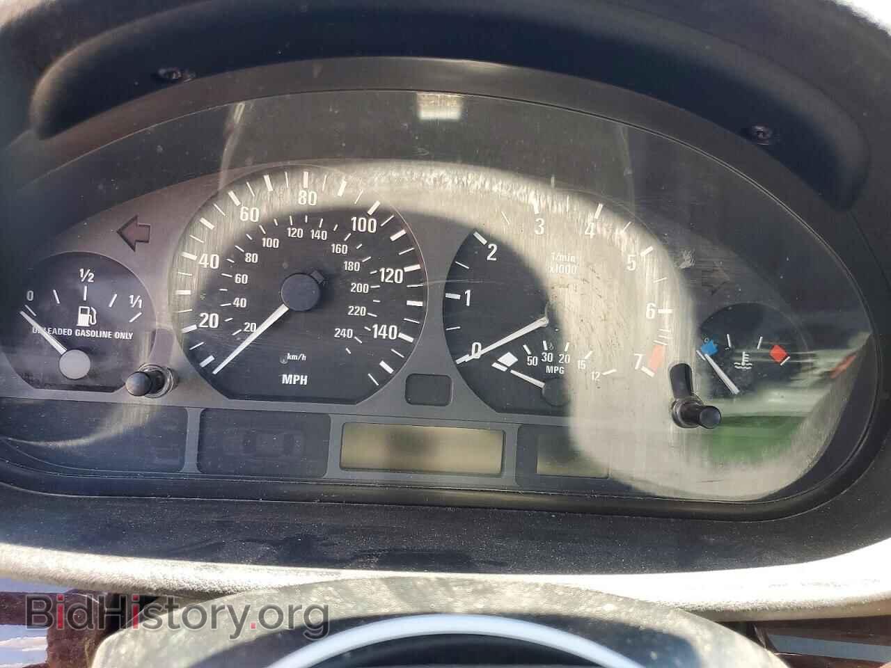2005 BMW 3 SERIES - VIN: WBAEV334X5KX10040 - Photo 9