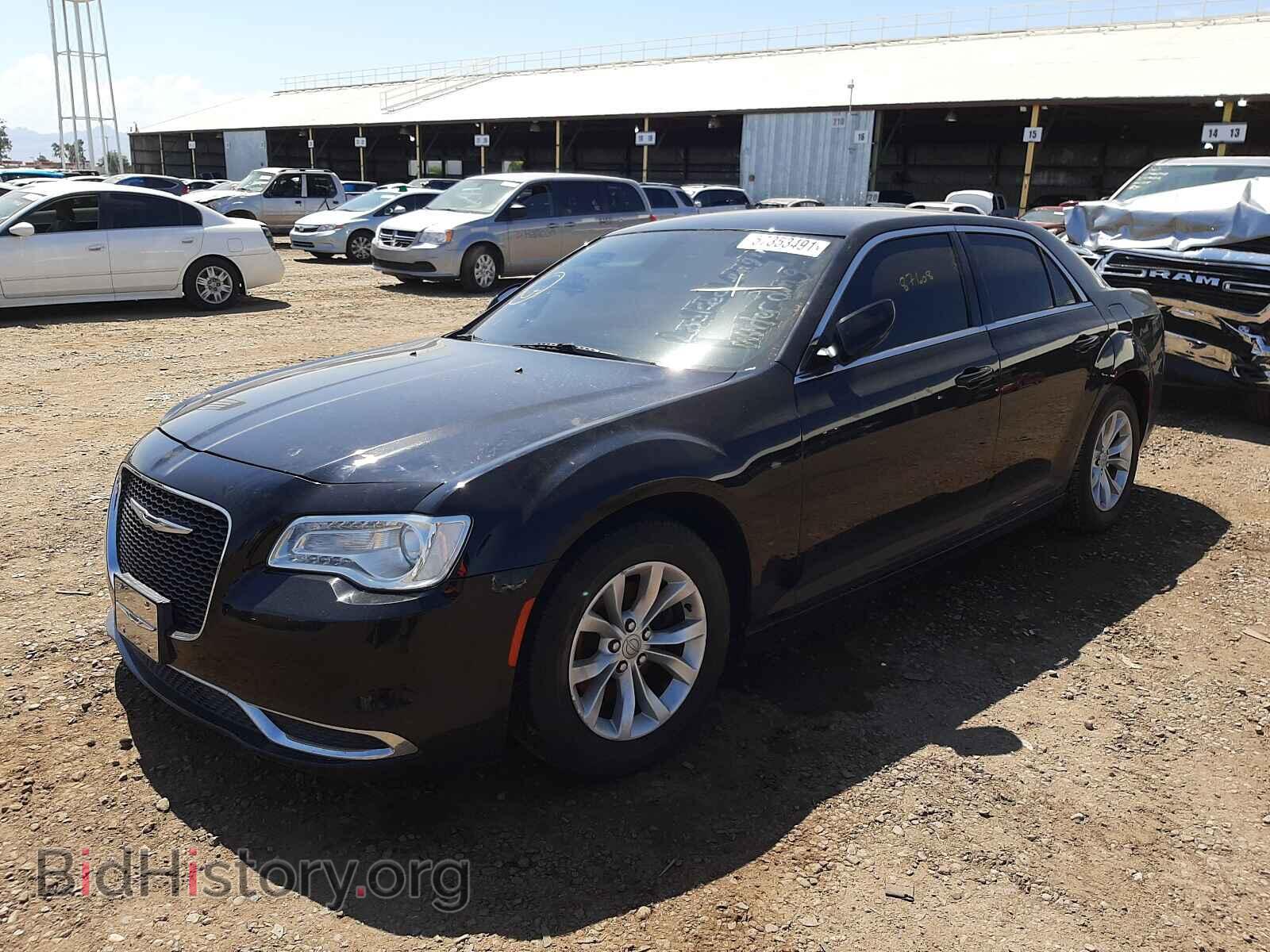 2015 CHRYSLER 300 - VIN: 2C3CCAAG2FH891701 - Фото 2