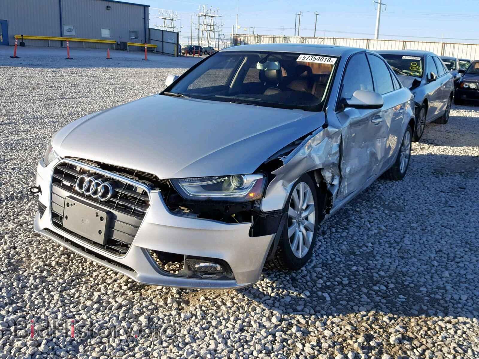 2013 AUDI A4 - VIN: WAUBFAFL1DN029687 - Фото 2