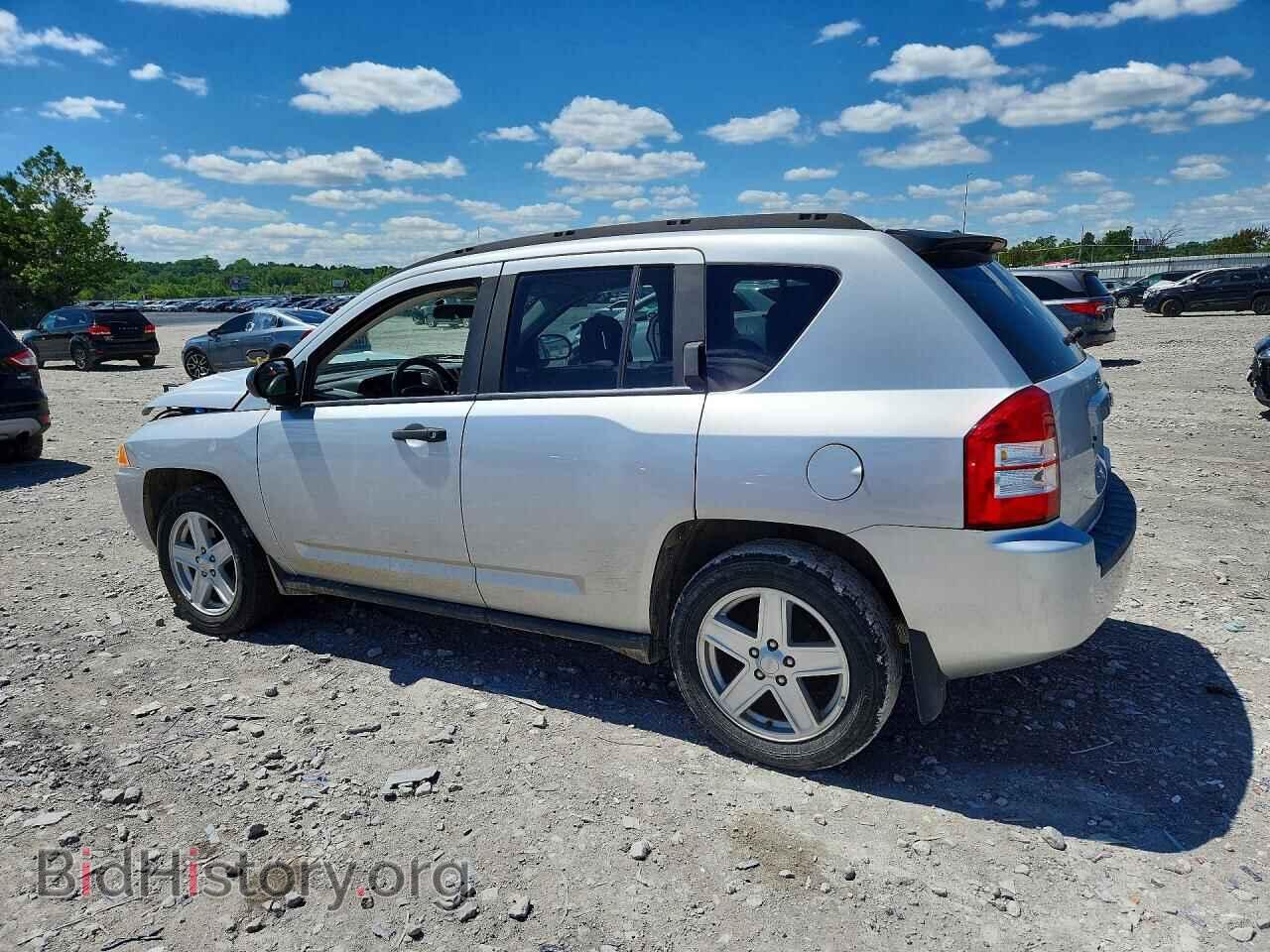 2007 JEEP COMPASS - VIN: 1J8FT47W17D386085 - Фото 2