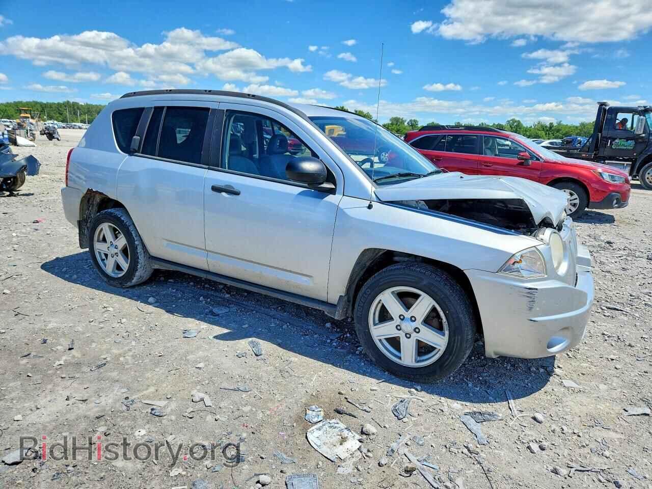 2007 JEEP COMPASS - VIN: 1J8FT47W17D386085 - Фото 4
