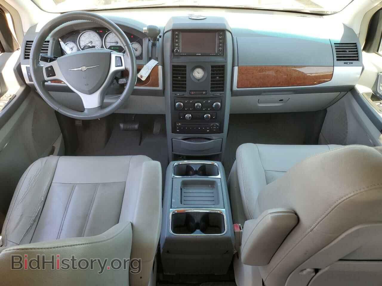 2008 CHRYSLER MINIVAN - VIN: 2A8HR54P28R699882 - Фото 8