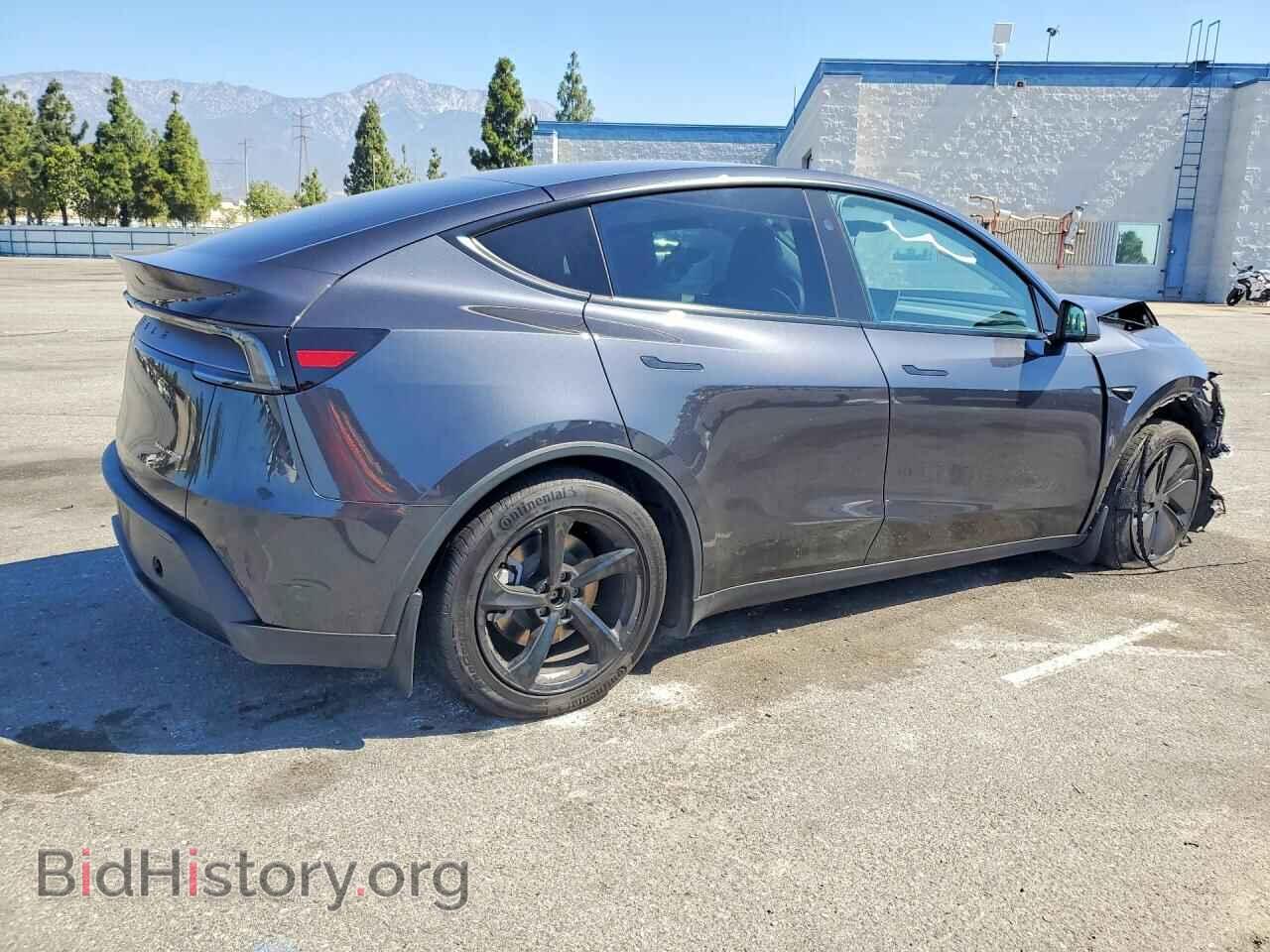 2026 TESLA MODEL Y - VIN: 7SAYGDEEXTF346785 - Photo 3