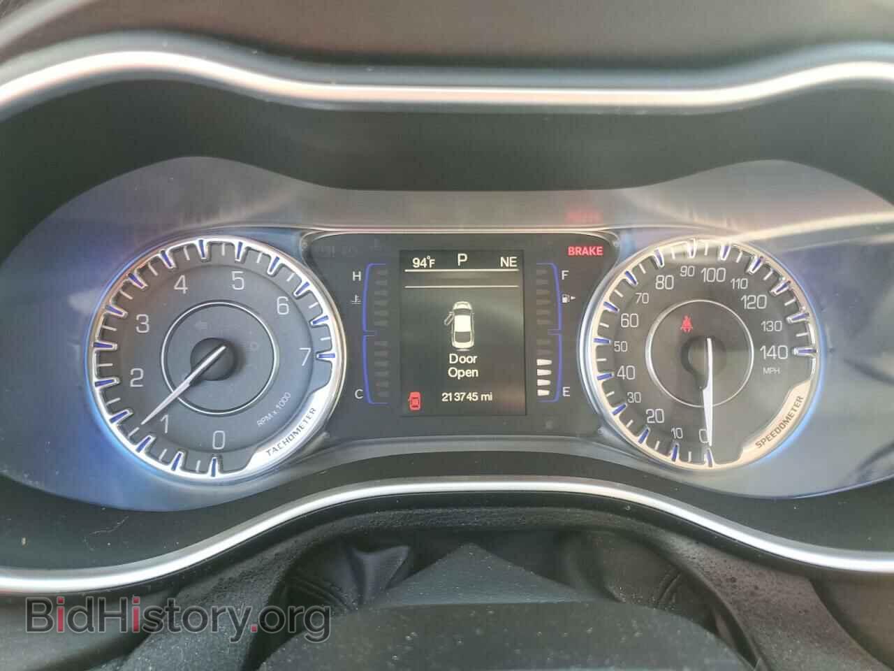 2015 CHRYSLER 200 - VIN: 1C3CCCAB5FN526212 - Фото 9