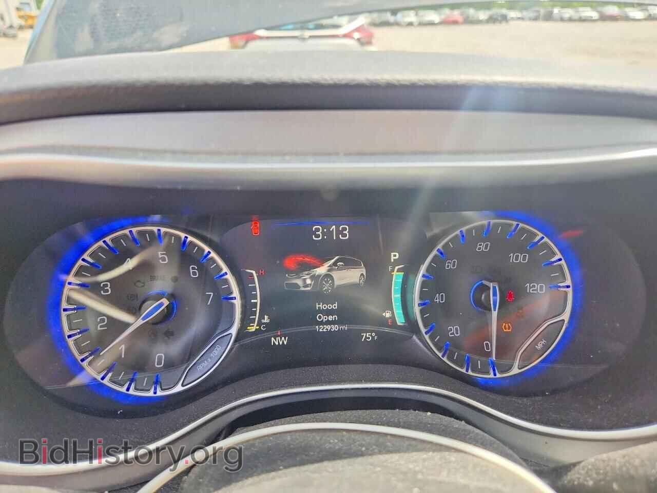 2018 CHRYSLER PACIFICA - VIN: 2C4RC1EG6JR312227 - Photo 9