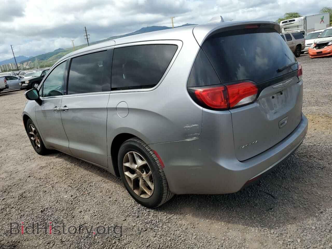 2017 CHRYSLER PACIFICA - VIN: 2C4RC1BG0HR768545 - Photo 2