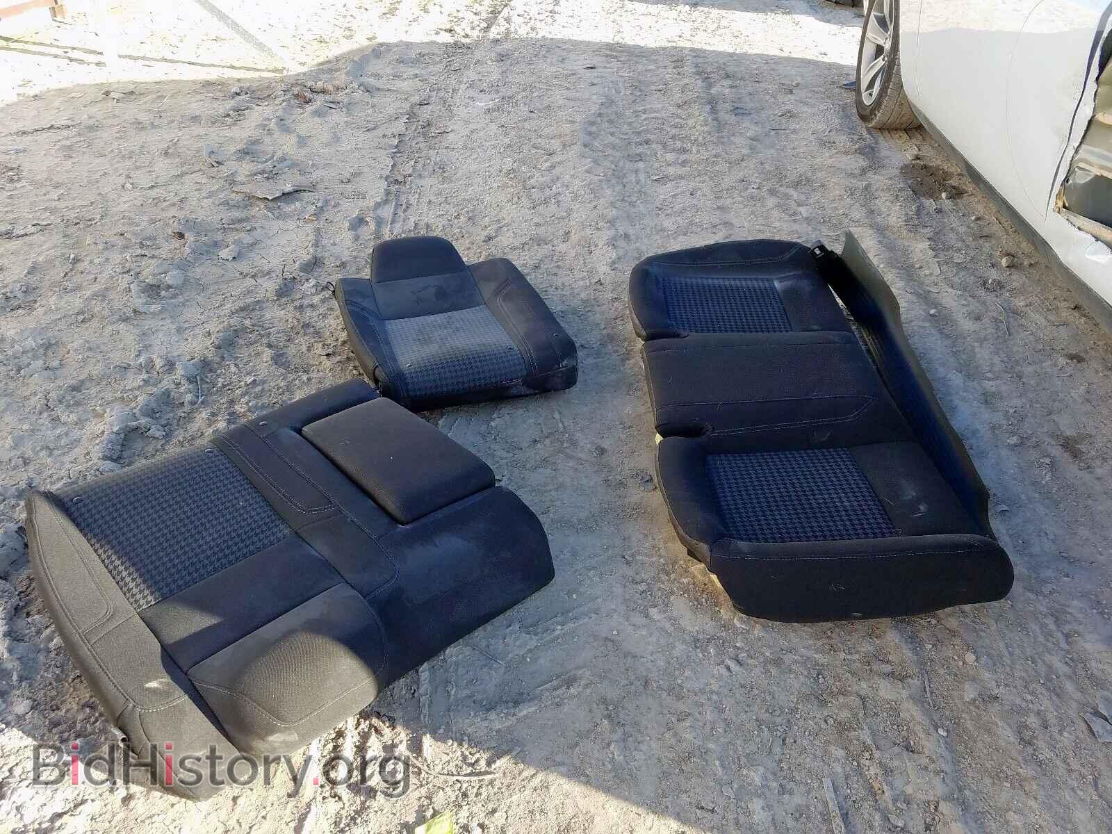 2018 DODGE CHALLENGER - VIN: 2C3CDZAG1JH199417 - Фото 9