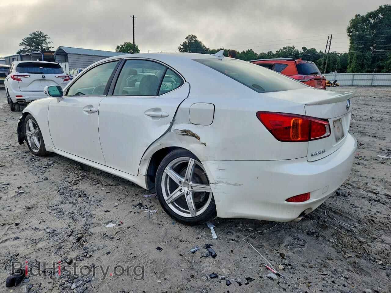 2010 LEXUS IS - VIN: JTHBF5C20A2097285 - Photo 2