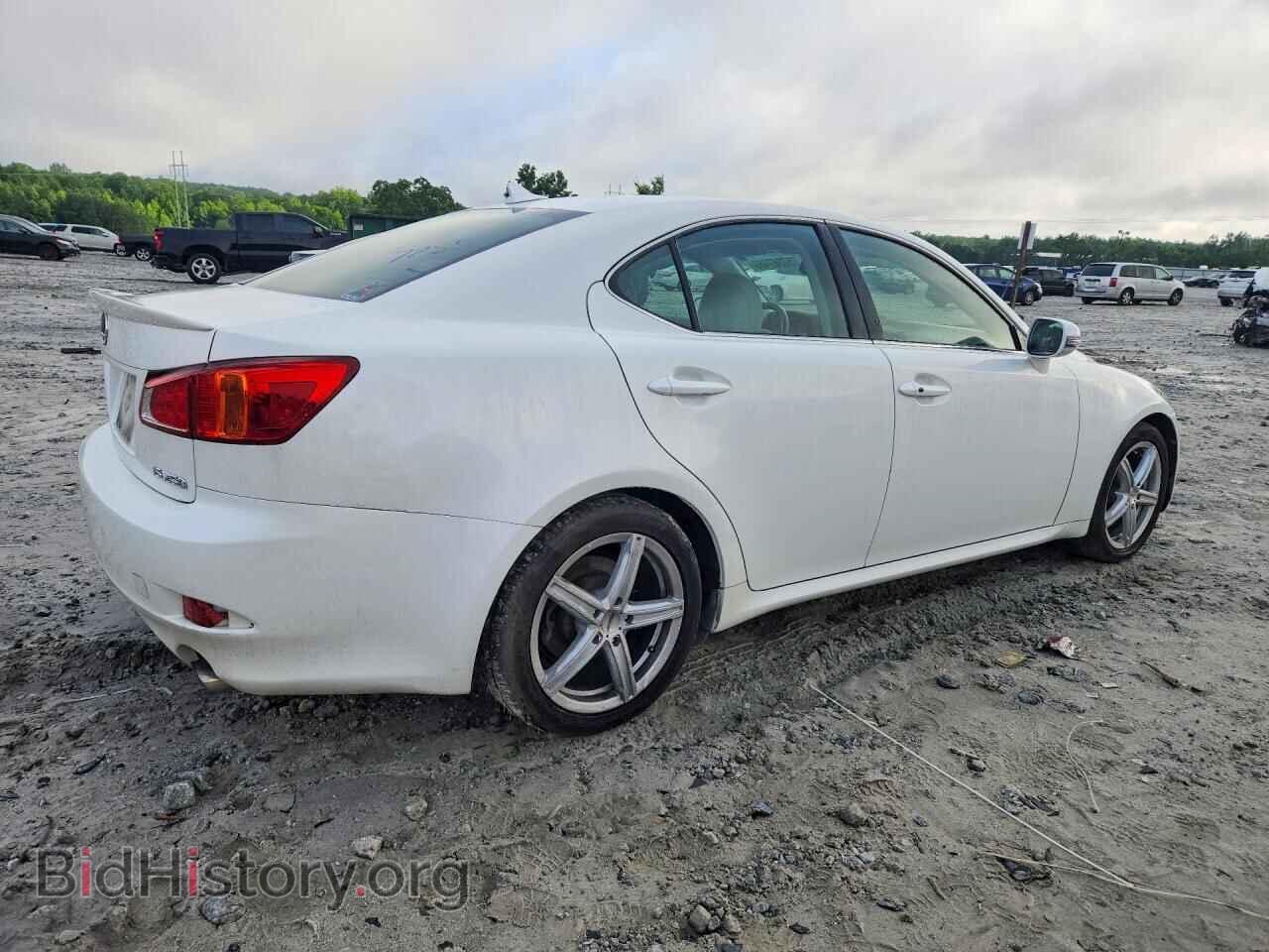 2010 LEXUS IS - VIN: JTHBF5C20A2097285 - Photo 3