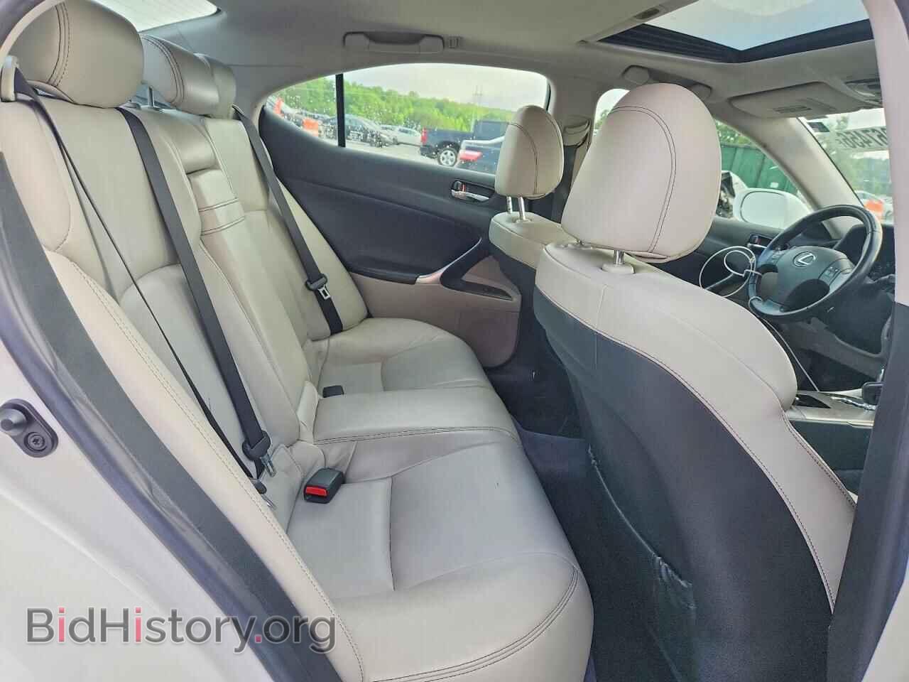 2010 LEXUS IS - VIN: JTHBF5C20A2097285 - Photo 10