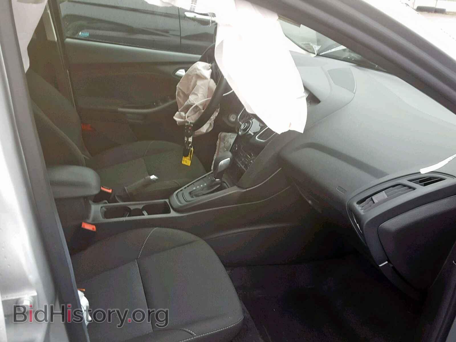2017 FORD FOCUS - VIN: 1FADP3M21HL301452 - Photo 5