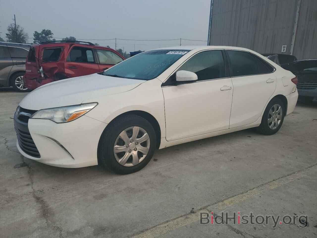 Photo 4T4BF1FK6GR523937 - TOYOTA CAMRY 2016