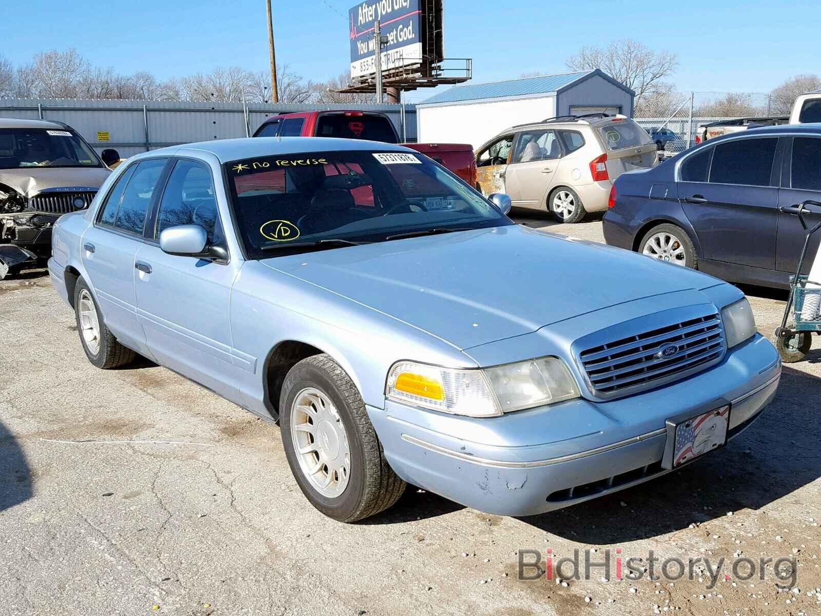 Photo 2FAFP74WXYX127757 - FORD CROWN VIC 2000