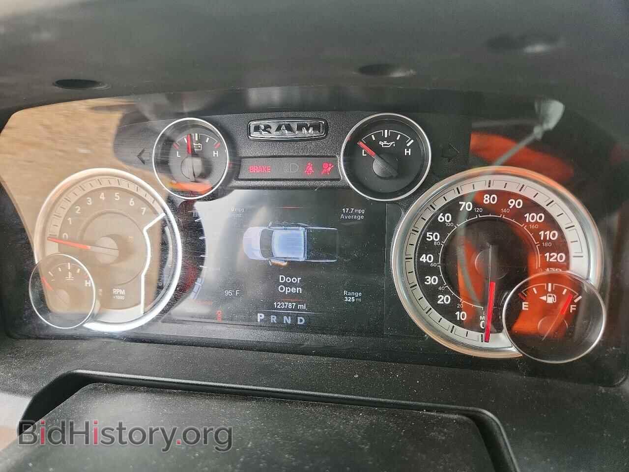 2017 RAM 1500 - VIN: 1C6RR6LT5HS683875 - Photo 9