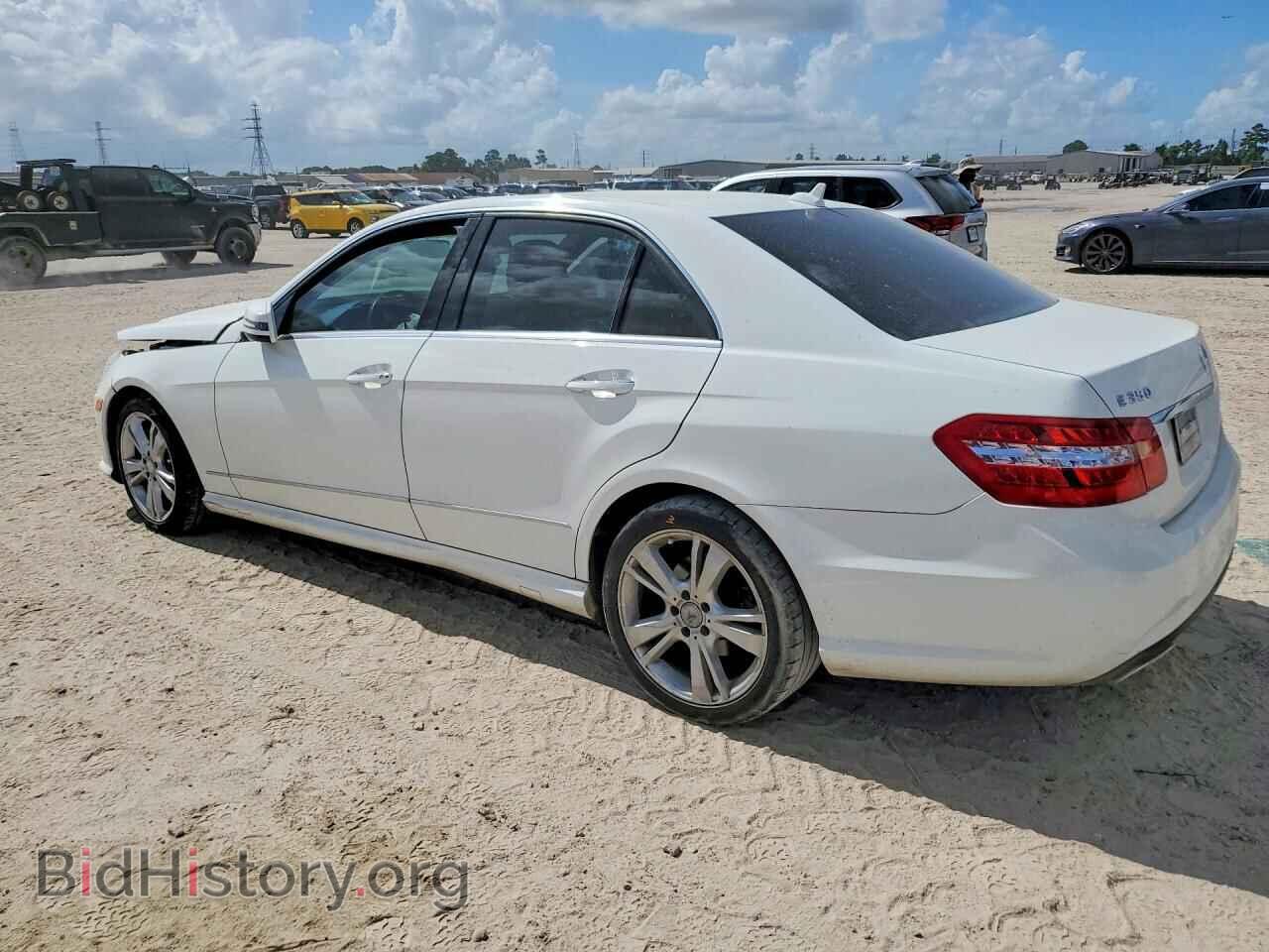 2013 MERCEDES-BENZ E-CLASS - VIN: WDDHF5KB0DA730980 - Фото 2
