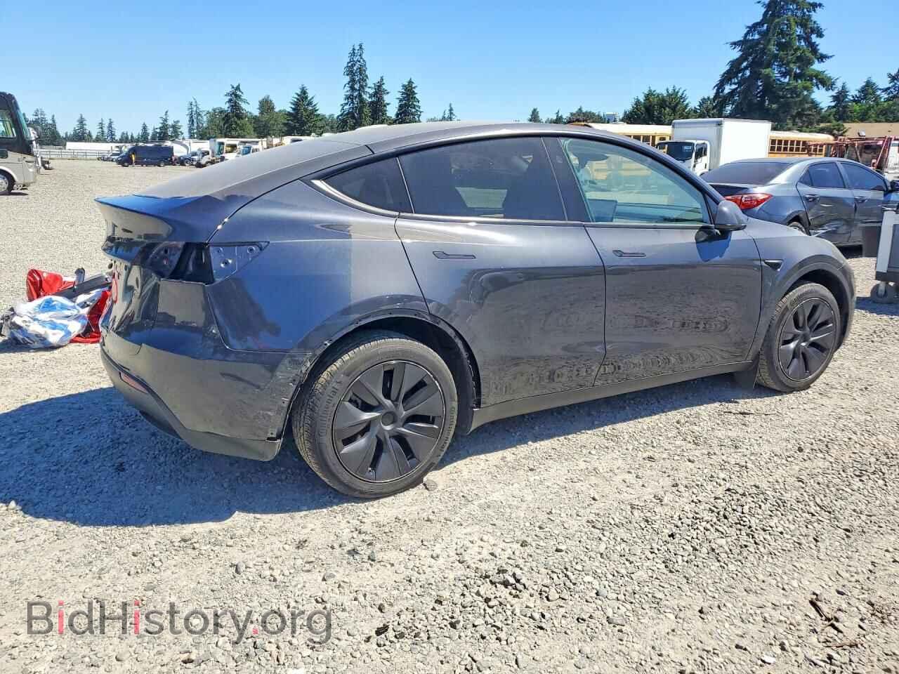 2025 TESLA MODEL Y - VIN: 7SAYGDED9SF298864 - Photo 3