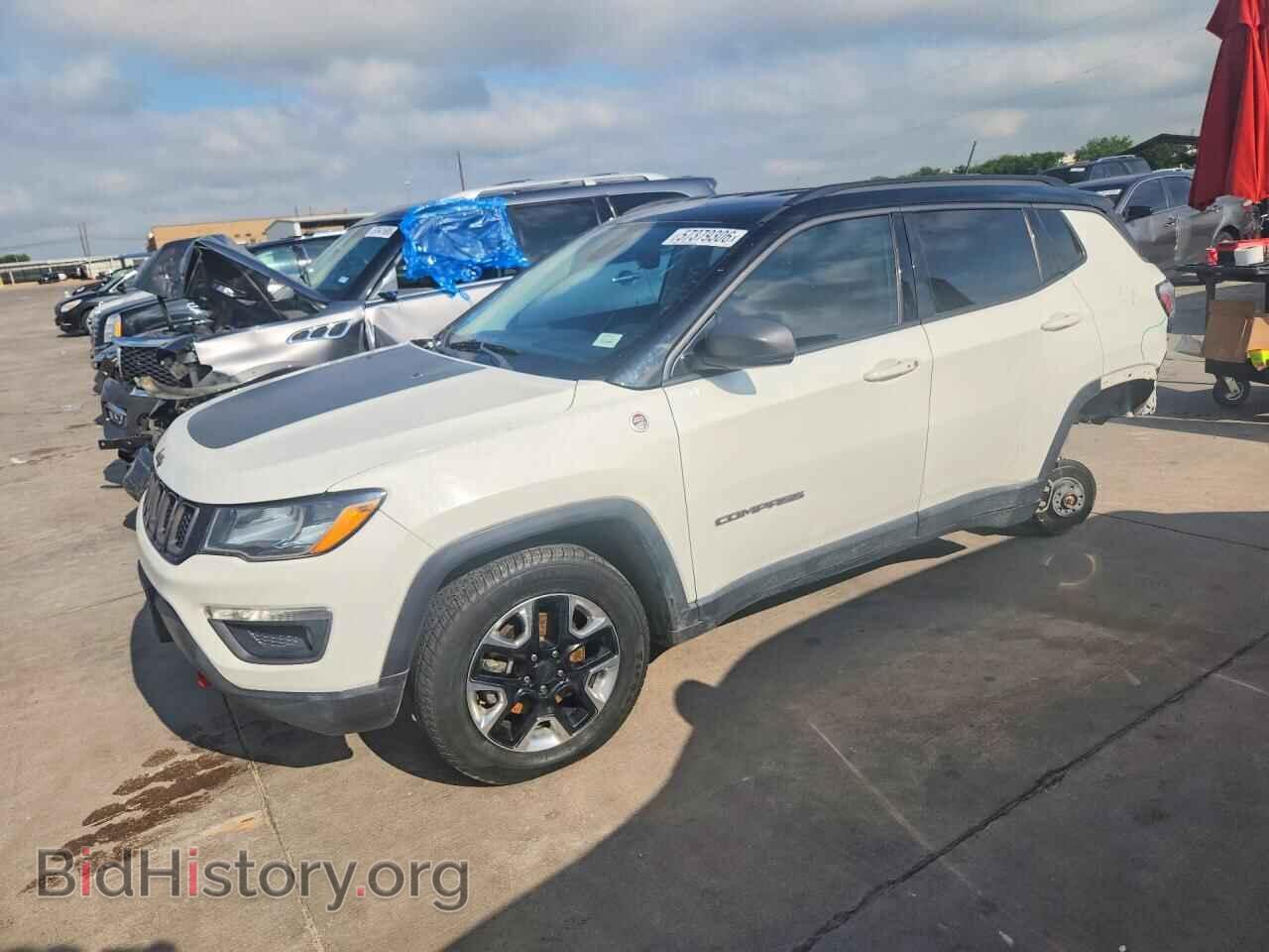 Фотография 3C4NJDDB1HT674632 - JEEP COMPASS 2017