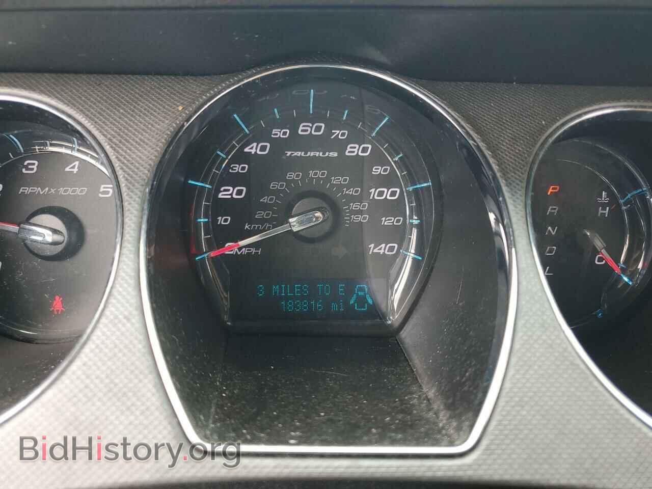 2011 FORD TAURUS - VIN: 1FAHP2DW0BG178211 - Фото 9