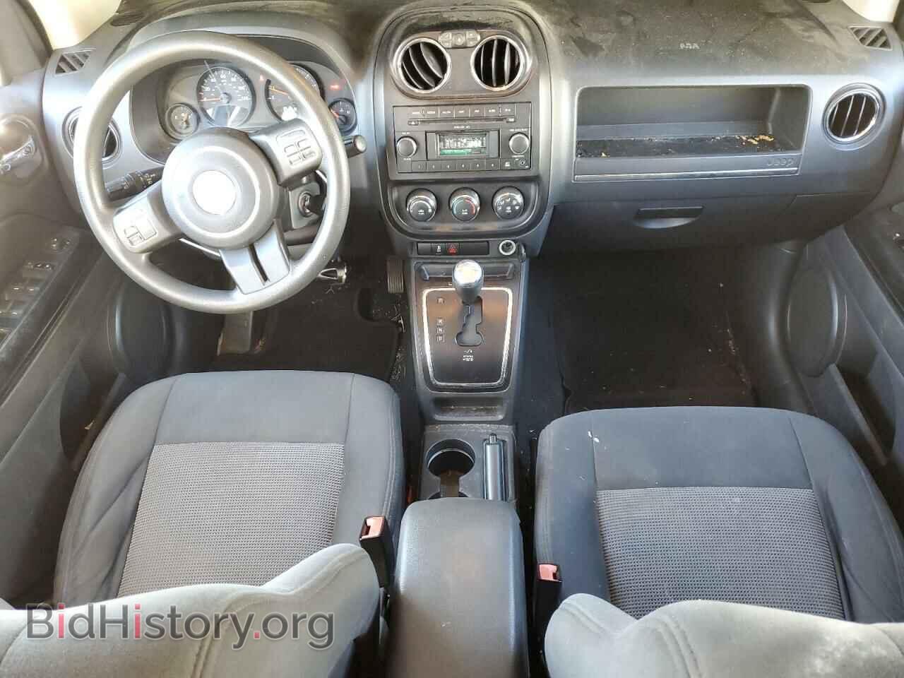2011 JEEP COMPASS - VIN: 1J4NT1FA4BD215809 - Фото 8